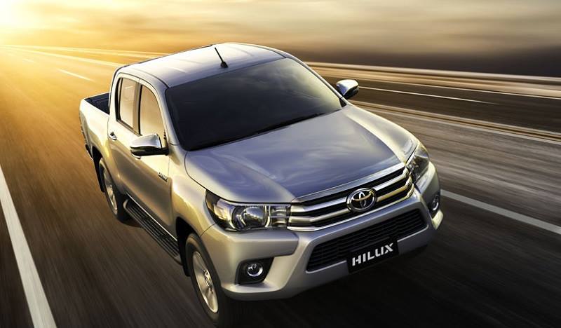Giá xe bán tải Toyota Hilux