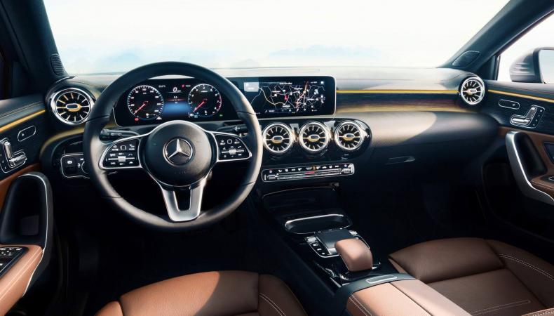 xe Mercedes-Benz A-Class 2018